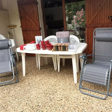 度假居 Charmante Maison Familiale A Avec Terrasse Ensoleillee 格吕桑