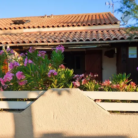 Charmante Maison Familiale A Avec Terrasse Ensoleillee