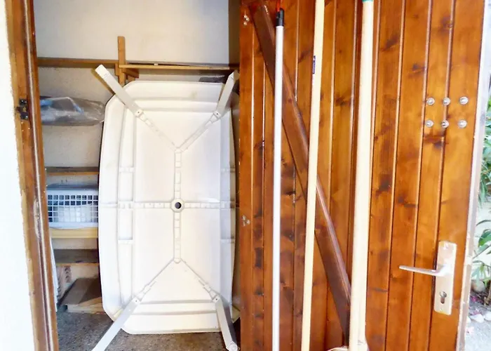 Casa vacanze Charmante Maison Familiale à Avec Terrasse Ensoleillée