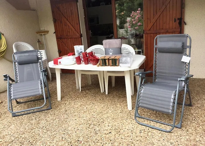 Casa vacanze Charmante Maison Familiale à Avec Terrasse Ensoleillée Gruissan